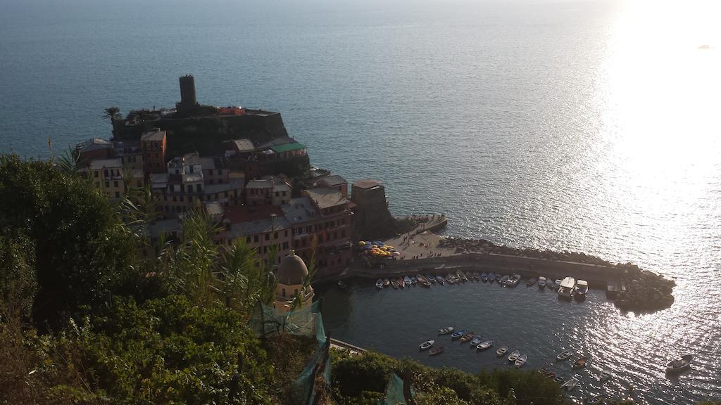 Affittacamere Elisabetta Vernazza Exterior foto